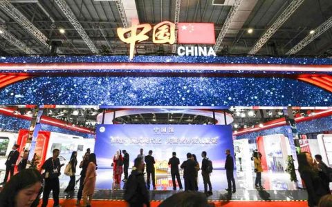 Компания Yuchai представила свои зеленые и интеллектуальные технологии на 7-й Китайской международной выставке импорта.