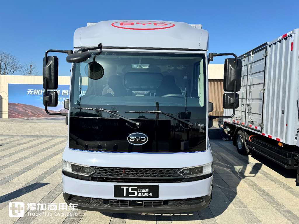 Модель BYD T5 2025 года, гибридный легкий грузовик, выходит на рынок. Какие улучшения и обновления он получил? Реальный обзор — давайте разберемся!