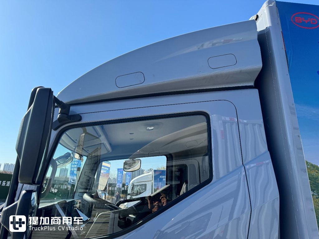 Модель BYD T5 2025 года, гибридный легкий грузовик, выходит на рынок. Какие улучшения и обновления он получил? Реальный обзор — давайте разберемся!