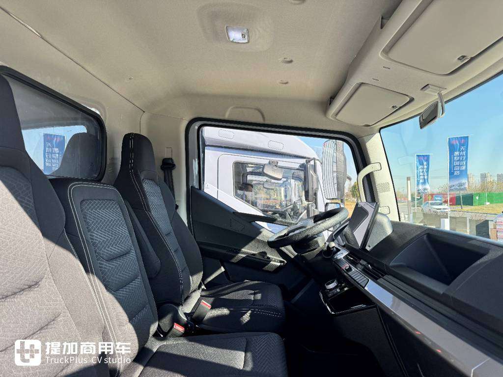 Модель BYD T5 2025 года, гибридный легкий грузовик, выходит на рынок. Какие улучшения и обновления он получил? Реальный обзор — давайте разберемся!