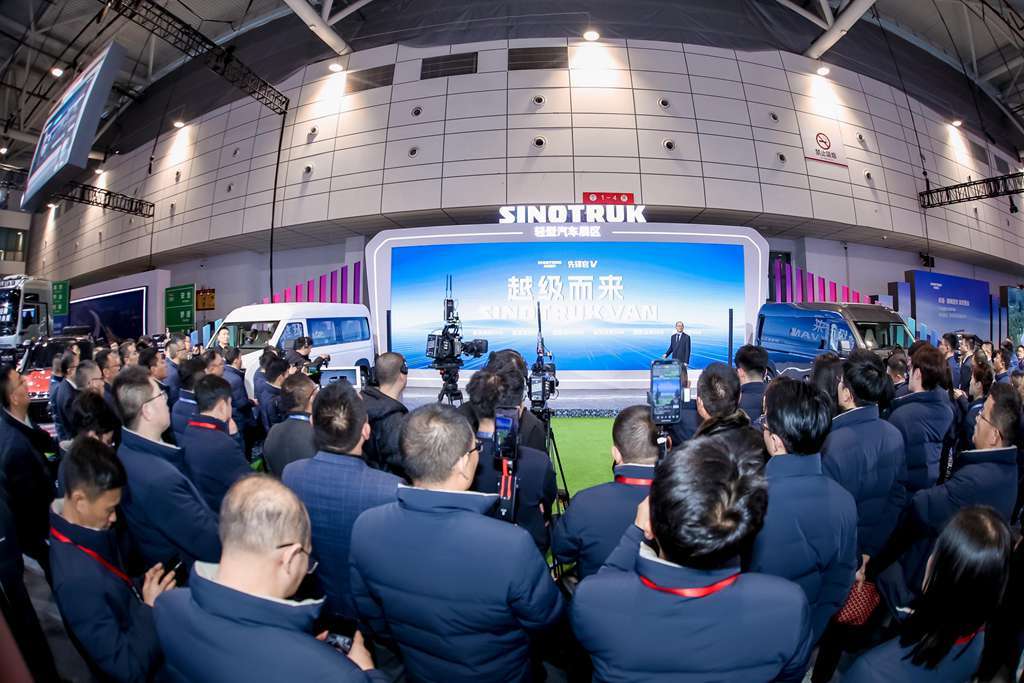 Компания Sinotruk официально представила новый бренд легких коммерческих автомобилей — "Пионер V", с крупным релизом всей линейки моделей.