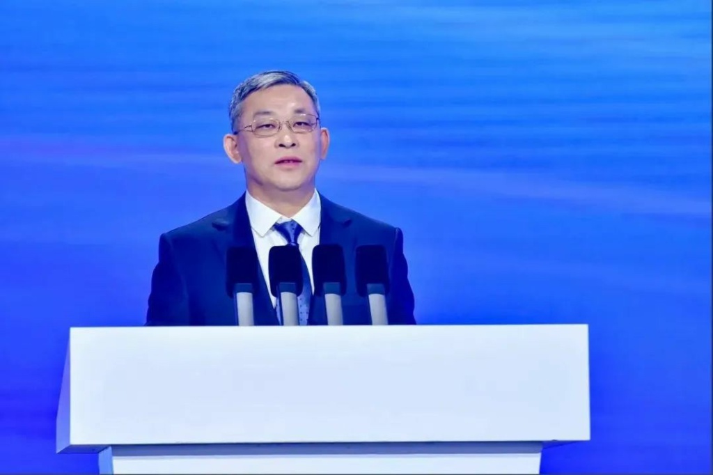 Великая конференция глобальных партнёров FAW Jiefang 2025 торжественно открылась!