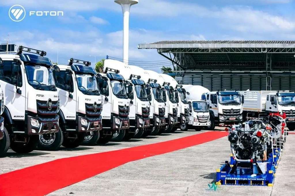 Председатель совета директоров Foton Motor Чан Жуй посетил завод Yuchai в Таиланде.