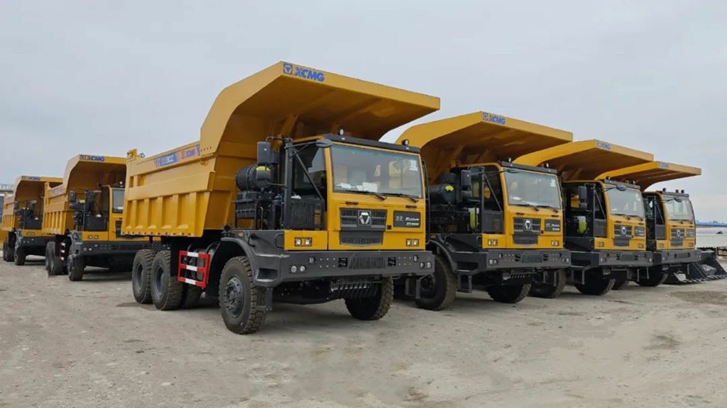 XCMG XG90 горный самосвал отправлен партиями в Казахстан.