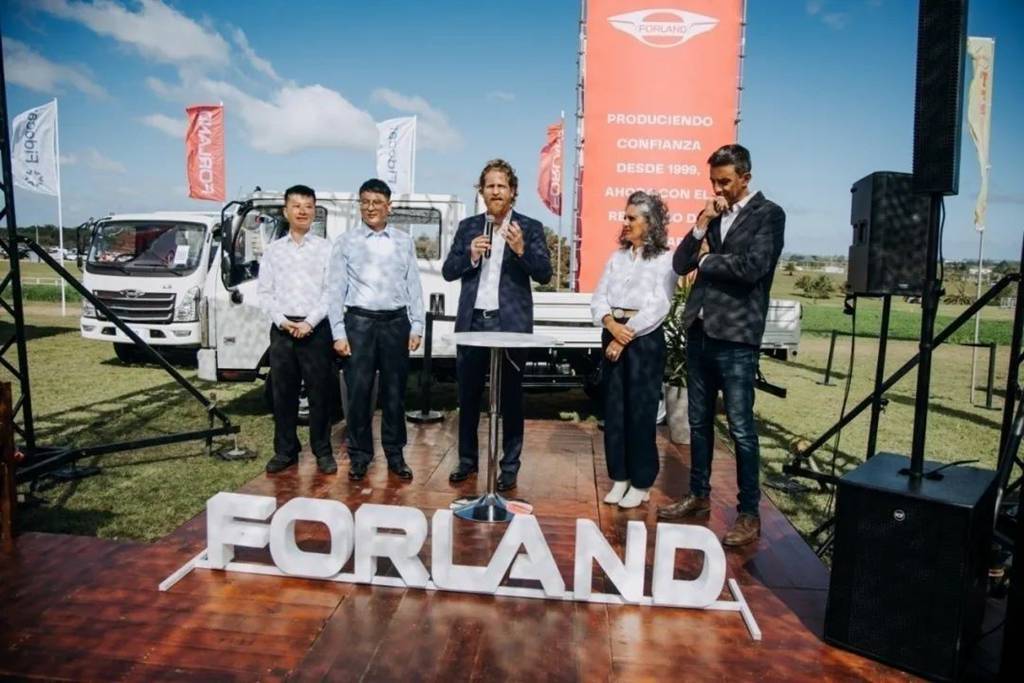 Всемирная стратегия продолжает расширяться: Forland выходит на рынок Уругвая с новой линейкой легких грузовиков