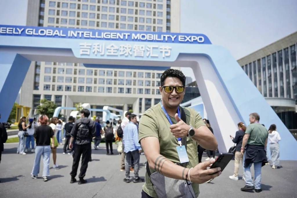 Farizon StarHahn H дебютирует на Genshiryokku Smart Festival Geely