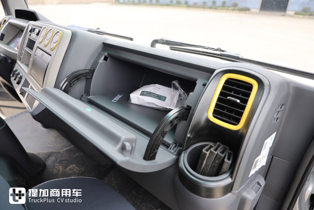 ​​Камминс 185 л.с. + сверхвысокая грузоподъемность: новый автомобиль Dongfeng Keluwei поражает своей мощью​​
