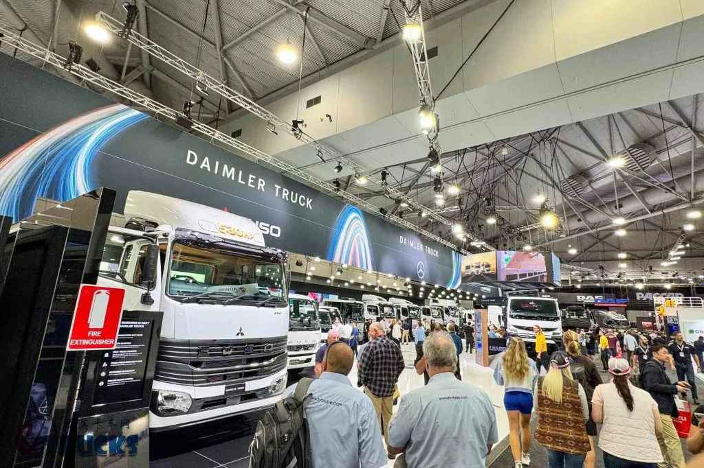 ​​Документ: Dongfeng и Weidoo впервые выходят на рынок Австралии, японские грузовики занимают половину рынка? Прогулка по Brisbane Truck Show 2025​​