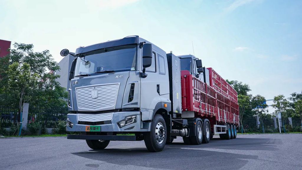 ​​Новинка на рынке! Полностью электрический тягач Farizon X7E + X3E: стоимость энергозатрат всего 3 фэня за тонно-километр!​​