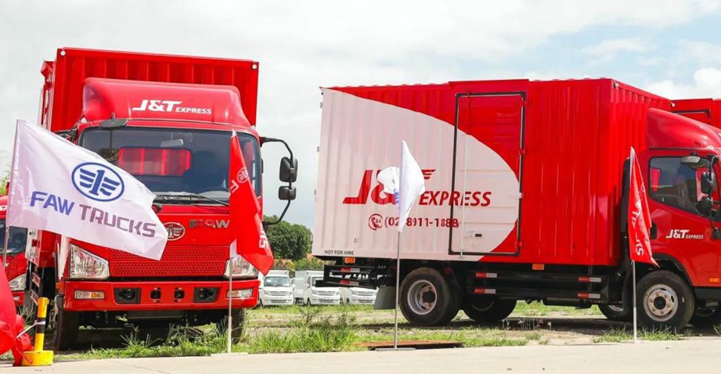 Успешная поставка 36 логистических автомобилей J&T EXPRESS на Филиппинах компанией FAW Jiefang