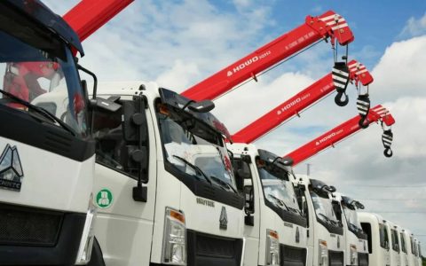SINOTRUK поставляет крупную партию спецтехники на Филиппины, получая высочайшую оценку качества
