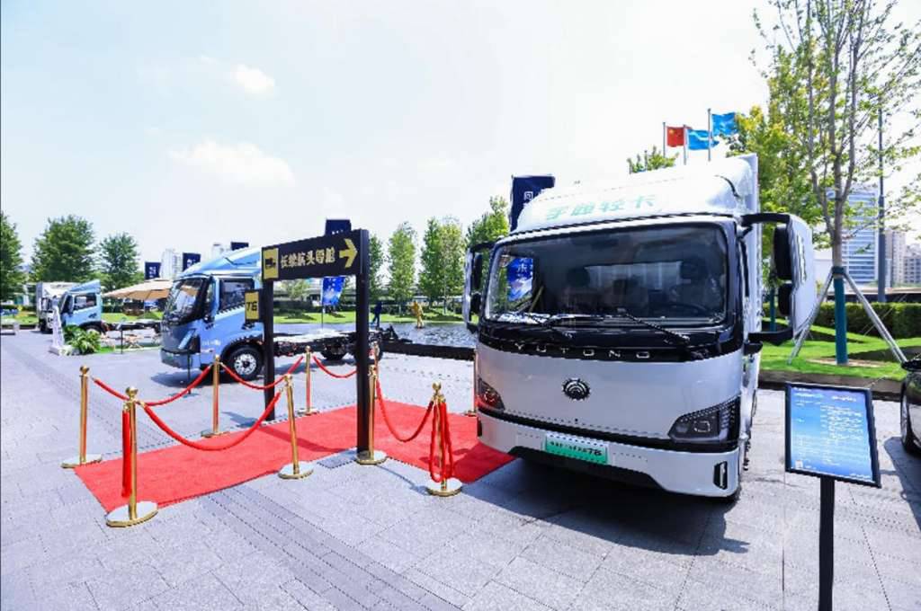 ​​Флагманский грузовик YUTONG T6 премиум-класса выходит на рынок, переосмысливая стандарты коммерческого транспорта​​