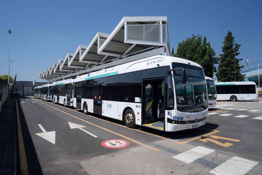 ​​BYD успешно поставил электробусы во Флоренцию (Италия)​​