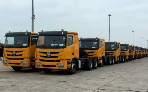 ​​BAIC FOTON осуществил поставку 150 седельных тягачей AUMAN R стратегическому клиенту в Гане, установив новую веху в стратегии для Западной Африки!​​