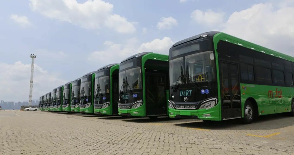 ​​Крупнейший в этом году экспортный заказ на BRT для Африки: 200 автобусов GOLDEN DRAGON переданы заказчику​​