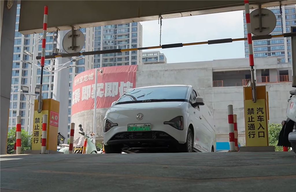 ​​Dongfeng Reliada: Настоящая рабочая лошадка – больше груза, выше скорость, больше запас хода, городские перевозки без проблем​​
