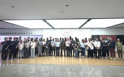 Делегация АС по программе “Совместное изучение опыта” вновь посетила BAIC FOTON, совместно рисуя новую главу сотрудничества Китая и Африки