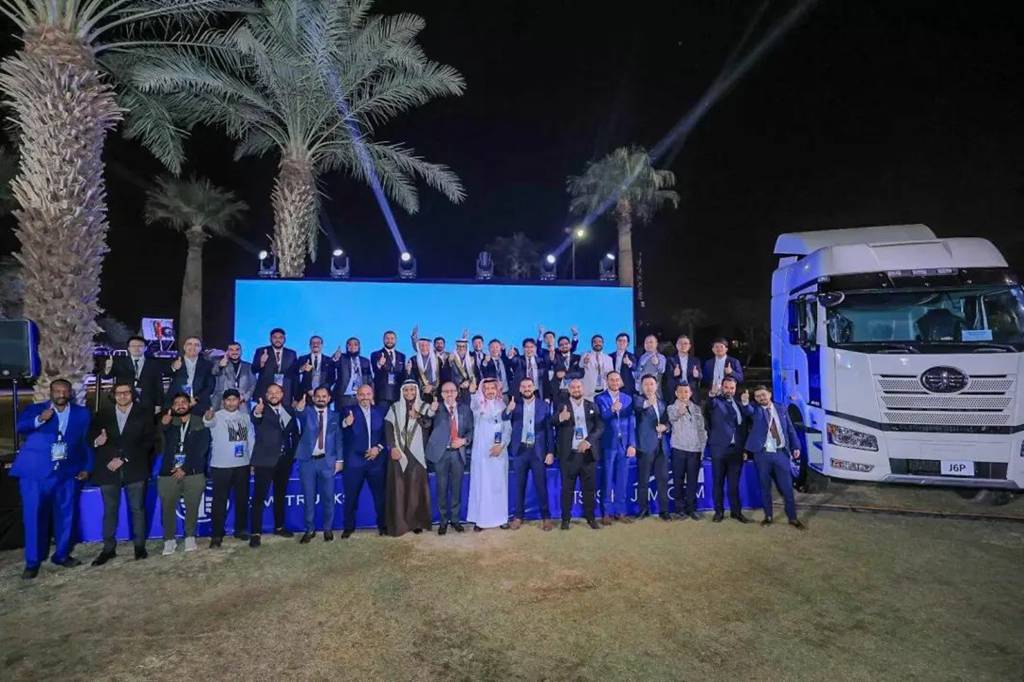 Рождённый глобальным! FAW Jiefang International отмечает первую годовщину основания
