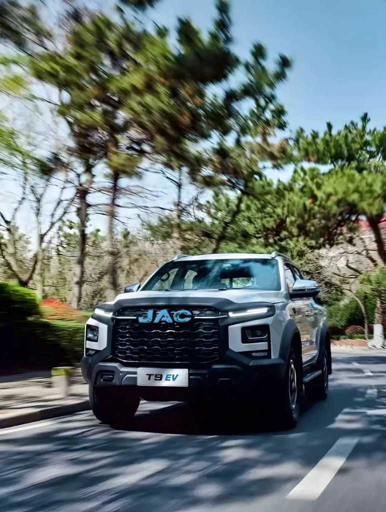 Электрический пикап JAC HunTu EV успешно поставлен в Сингапур