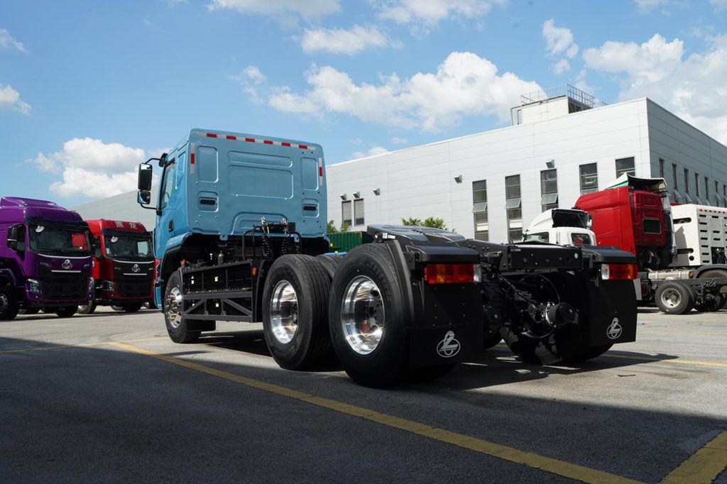 Больше груза, быстрее едешь — и экономия! Электромобиль Dongfeng Liuzhou Motor Chenglong H5 Ultra-Light Edition помогает водителям зарабатывать больше!