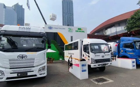 ​​FAW Jiefang завоевала внимание более 30 000 посетителей на 23-й Индонезийской международной горной выставке​​