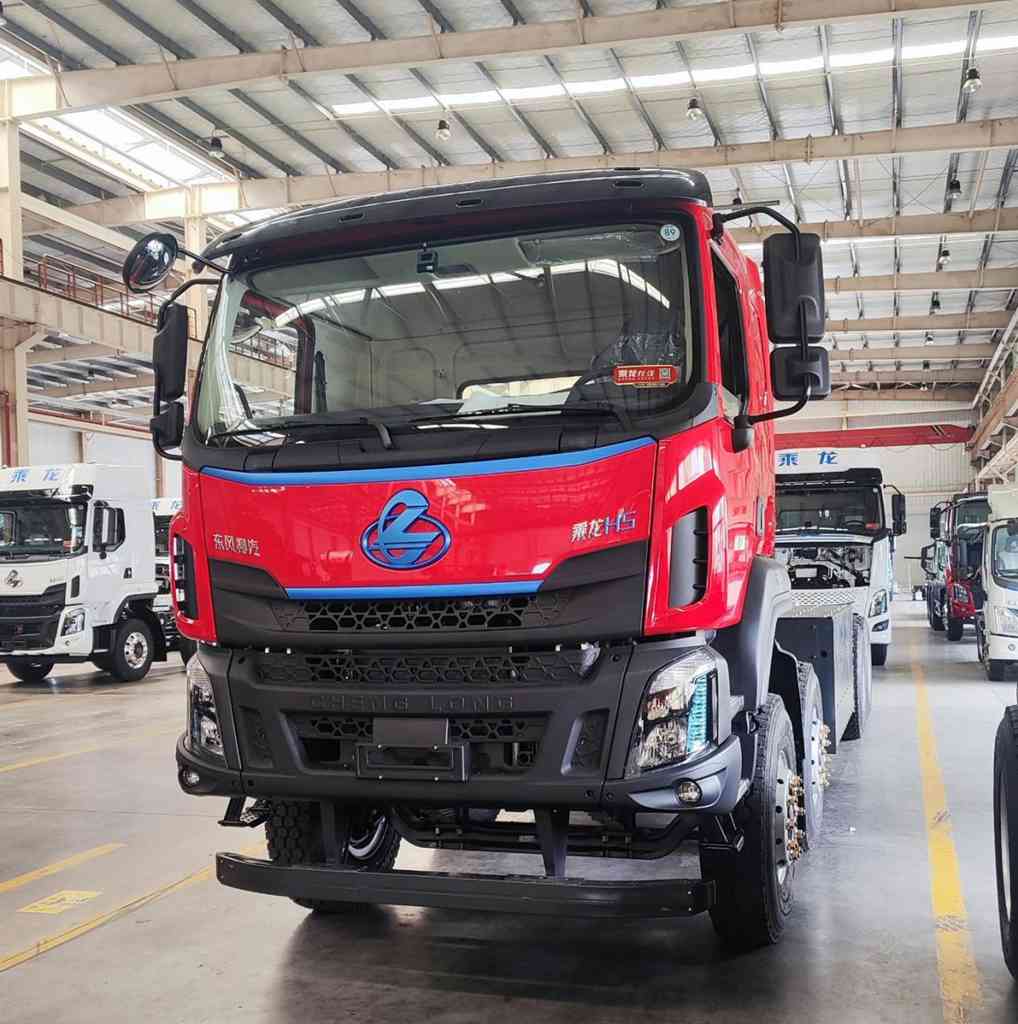 Двигатель и грузоподъемность – два стандарта! Chenglong H5 8X4 электрический самосвал определяет новые правила городской транспортировки