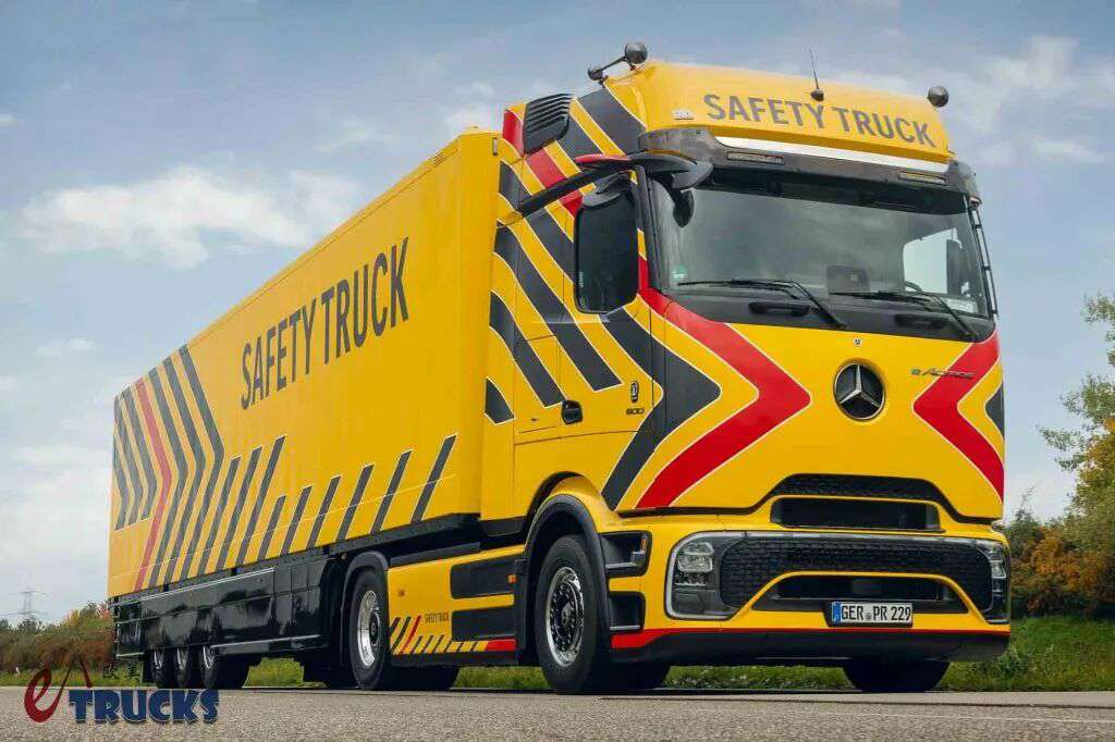Революция безопасности грузовиков в электрическую эпоху? Mercedes-Benz представляет eActros 600 Safety Truck — грузовик безопасности.