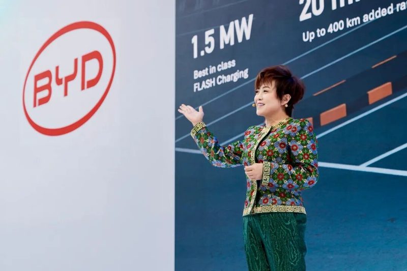 BYD представляет полную линейку грузовиков на IAA 2026 в Германии с комплексными энергетическими решениями