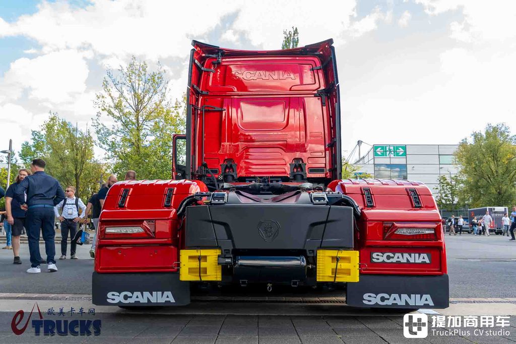 IAA 2026: кабина удлинена на 80 см, V8 на 770 л.с. — детальный обзор тягача Scania LongLine