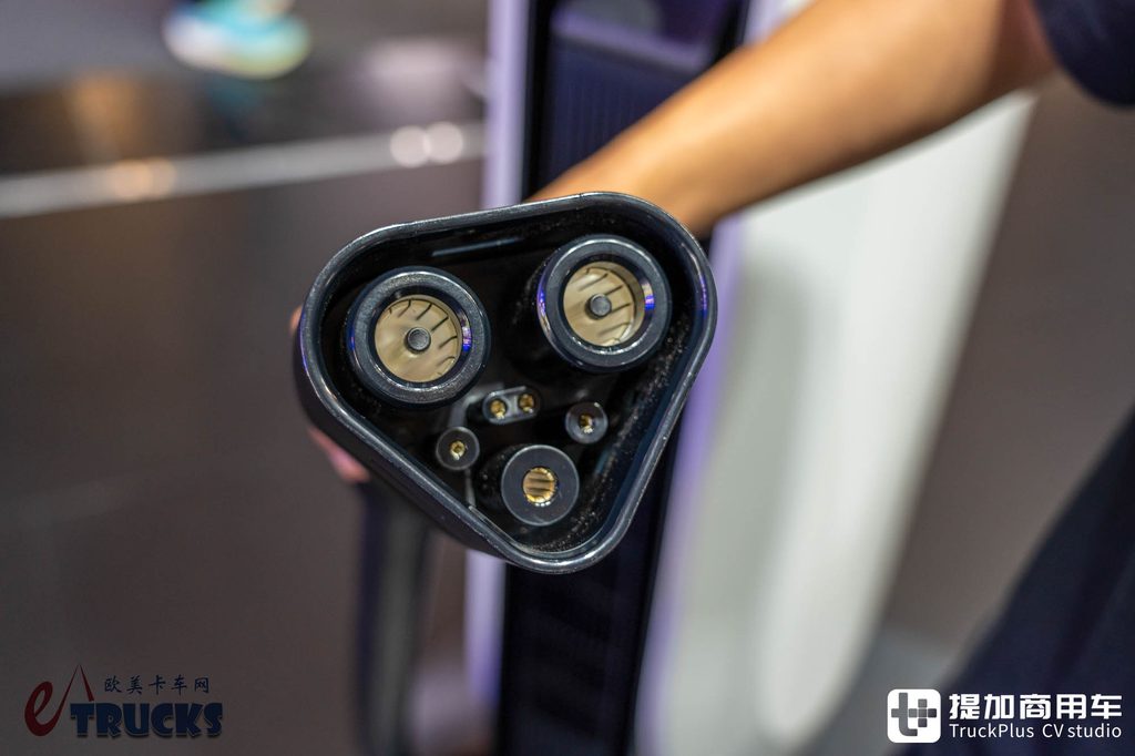 IAA 2026: самый передовой электрический грузовик? На деле полно компромиссов — детальный обзор Tesla Semi