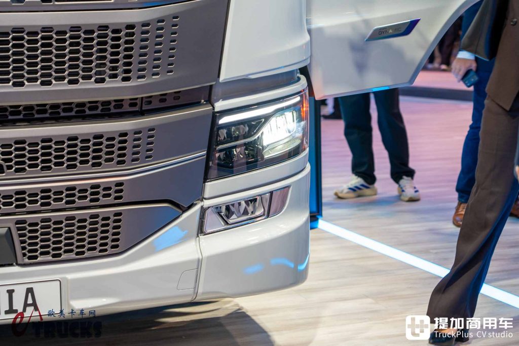 IAA 2026: новая передняя часть, скрытые ручки дверей и электронные зеркала? Детальный обзор нового тягача Scania Dynamic 430 R