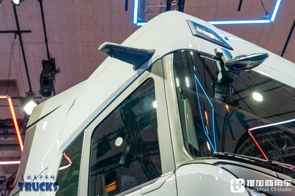 IAA 2026: новая передняя часть, скрытые ручки дверей и электронные зеркала? Детальный обзор нового тягача Scania Dynamic 430 R
