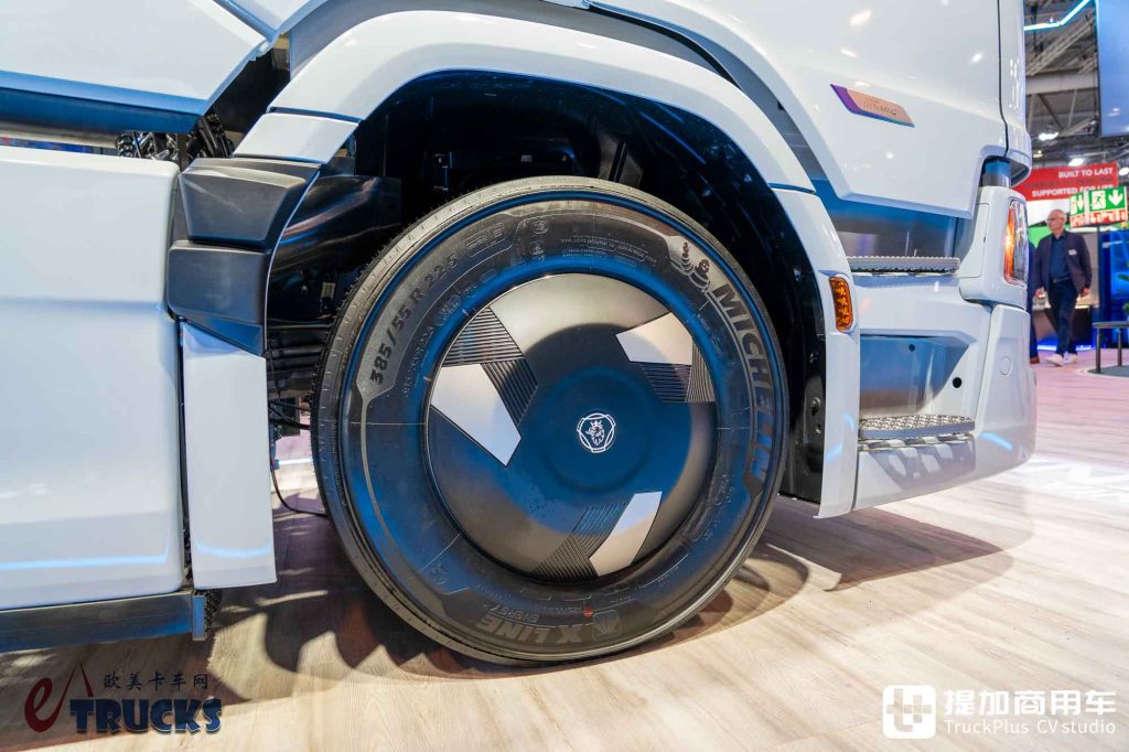 IAA 2026: новая передняя часть, скрытые ручки дверей и электронные зеркала? Детальный обзор нового тягача Scania Dynamic 430 R