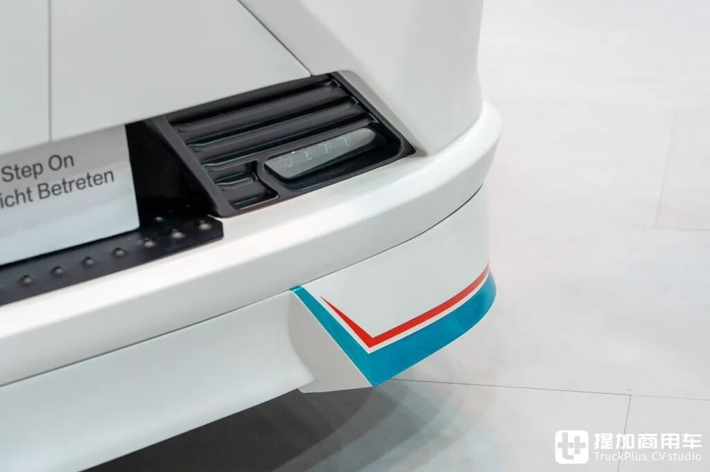 IAA 2026: электропривод 1000 л.с. + мегаваттная зарядка и пять звёзд безопасности! Полный разбор электрического тягача BYD ETT 44