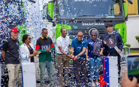 Грузовики SHACMAN X3000 на сжатом природном газе (CNG) поставлены на рынок Восточной Африки