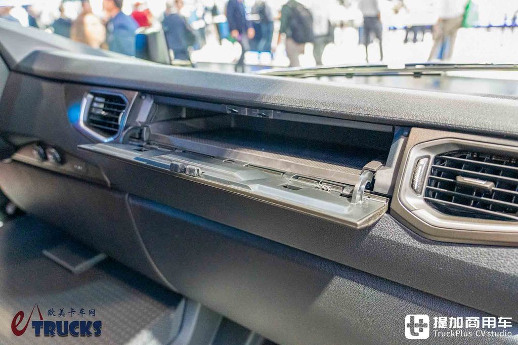 IAA 2026: знакомый Scania с иной «низкой посадкой»: глубокий фотообзор 30 L — электрического низковходного грузовика