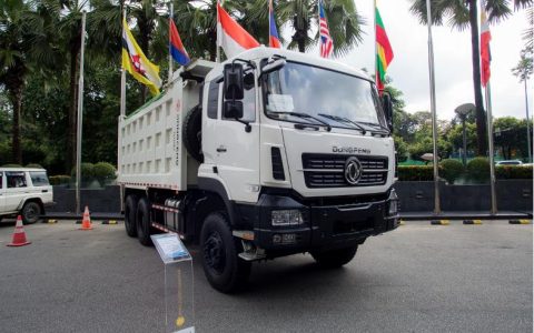 Первый автомобиль сошёл с локализованного завода Dongfeng в Юго-Восточной Азии для средних и тяжёлых коммерческих автомобилей — новый этап!