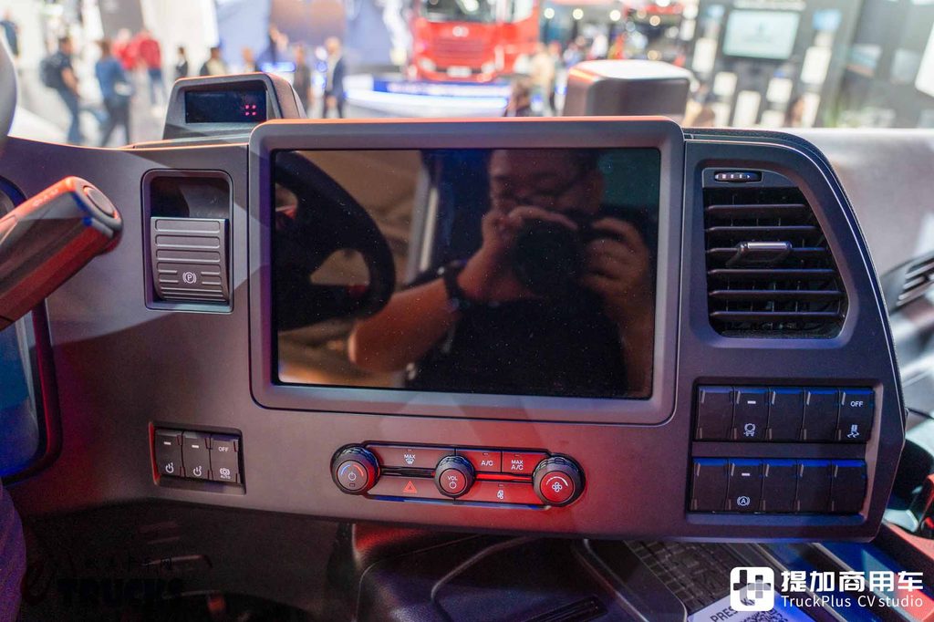 IAA 2026: восьмой из «семи сестёр» европейских грузовиков! Самый дешёвый новый грузовик Европы? Глубокий фотообзор Ford F-MAX