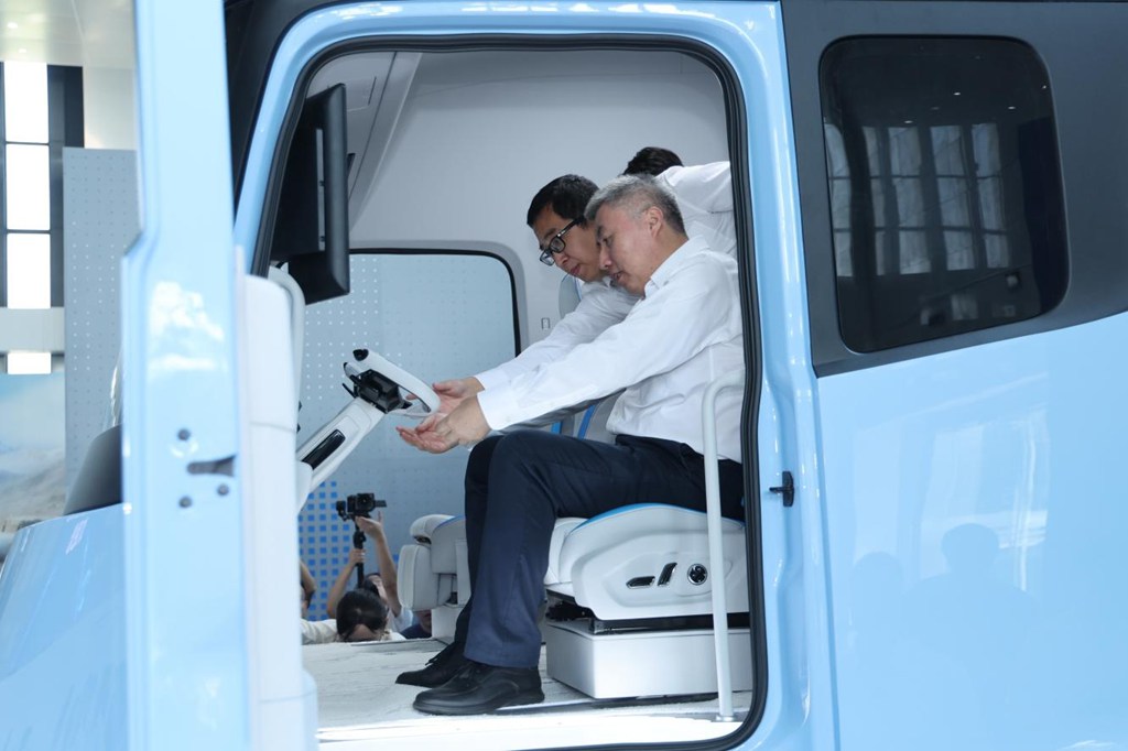 Центр научно-технических инноваций Dongfeng Commercial Vehicles официально открыт: новый этап самостоятельных разработок