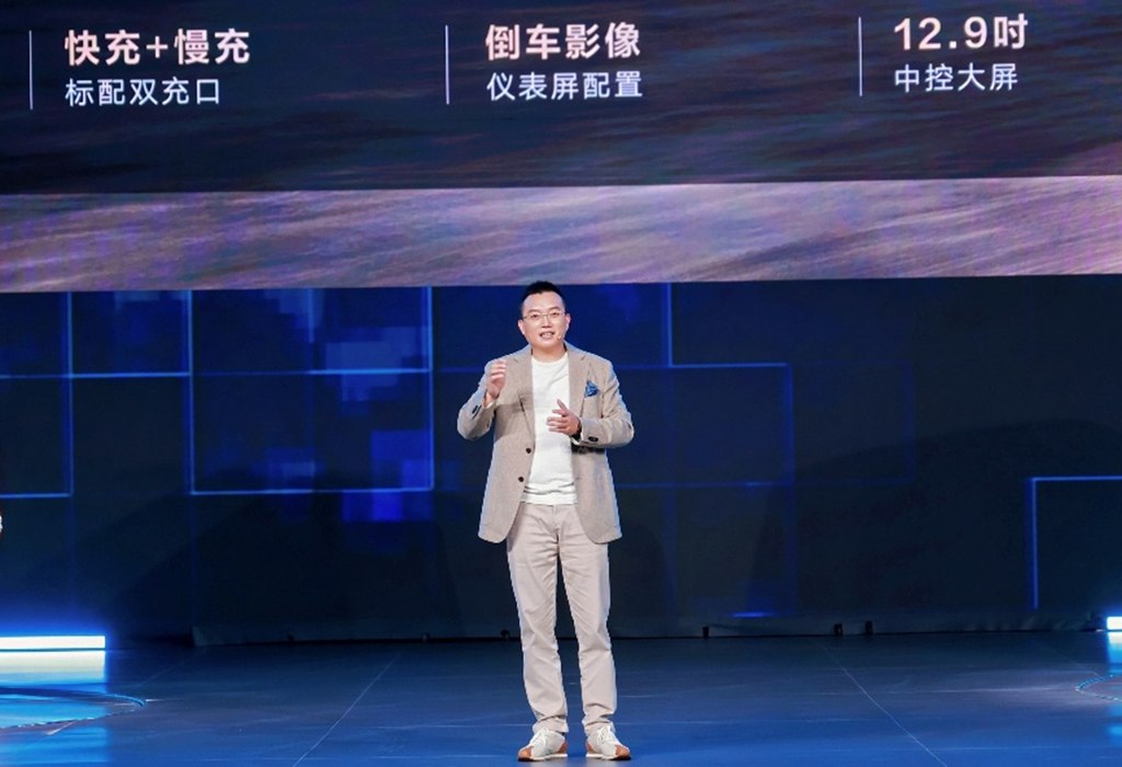 NAVECO Lingsheng V100 официально выходит на рынок: от 127 800 юаней — новый стандарт нового энергетического широкого лёгкого автобуса