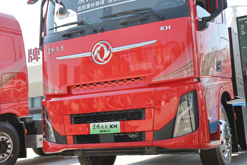 80% за 18 минут! Dongfeng Tianlong KH запускает сверхбыструю зарядку и полностью обновлённую кабину