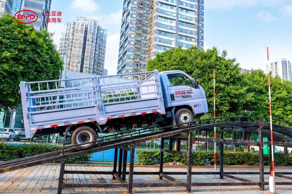 BYD выпускает лёгкий грузовик T4-91kWh: больше батарея — больше полезная нагрузка