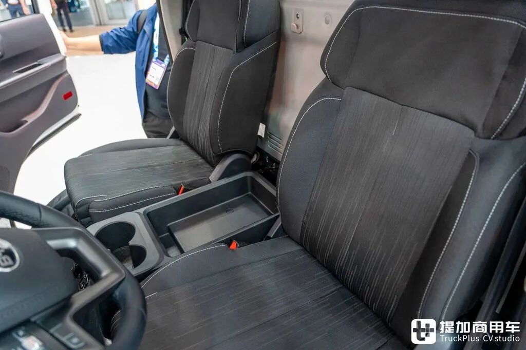 Лёгкий грузовик BYD T4 идёт в Европу? Зарубежный T35 дебютировал в Ганновере