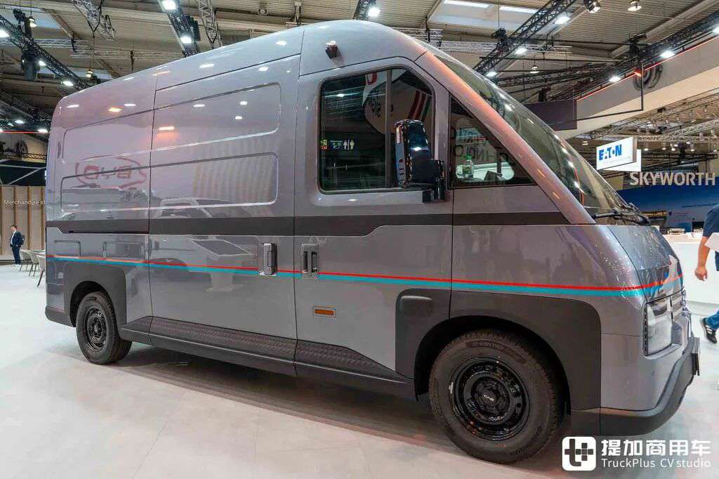 Редкий в Китае фургон BYD? Полный привод по опции и раздача энергии — BYD E-Vali в детальном обзоре